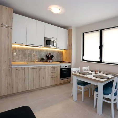 Apartament Life *