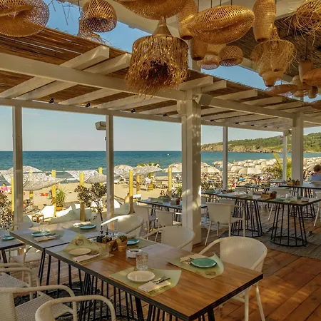 Life Resort