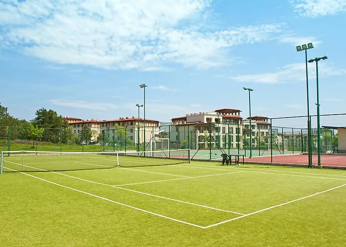 Üdülőközpont Life 4*