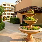 Life Resort 4*