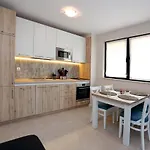 Resort Life 4*