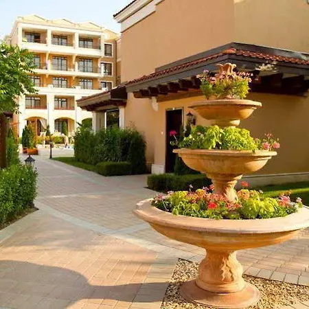 Life Resort 4*