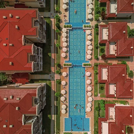Resort Life 4*